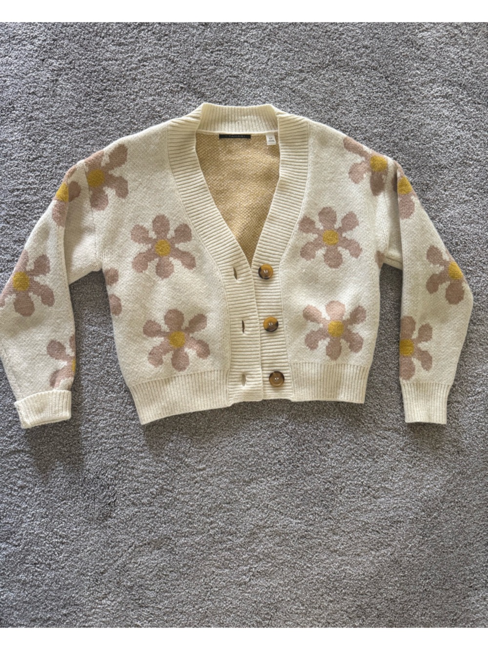 Tahari Flower Cardigan - cropped - size S (EUC)